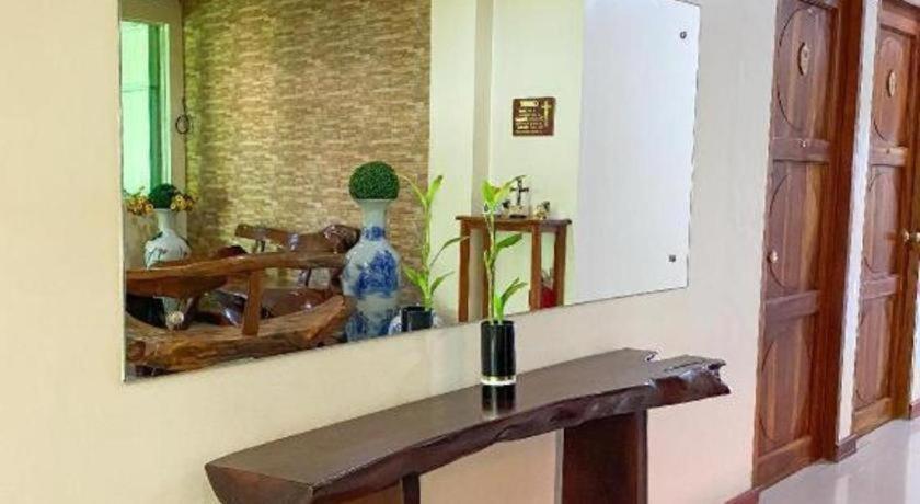 Jm Backpackers Hometel Guimaras Extérieur photo
